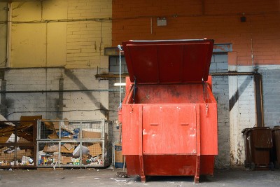 Garbage bin sizes commercial